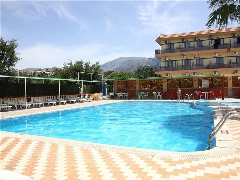 Triton Garden Hotel Malia Exterior foto