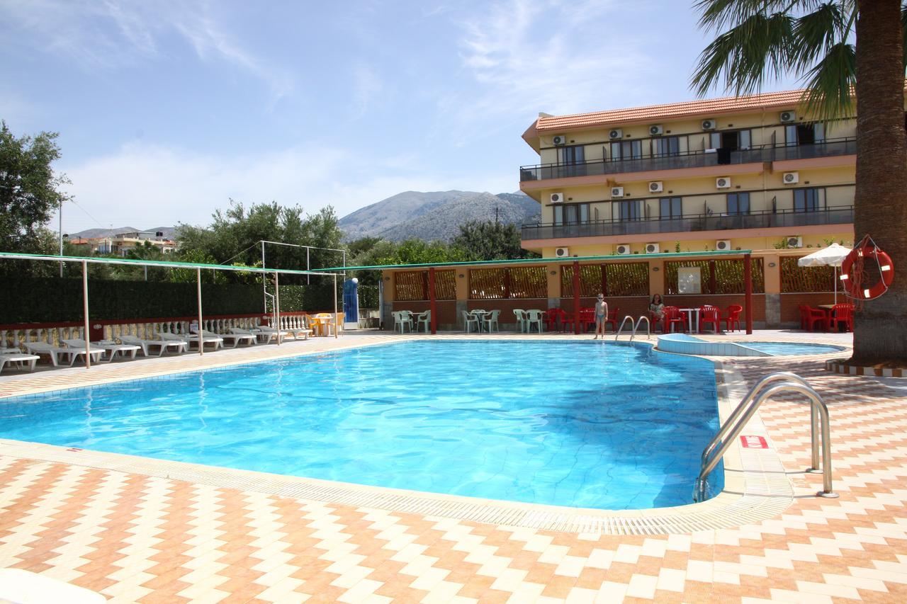 Triton Garden Hotel Malia Exterior foto